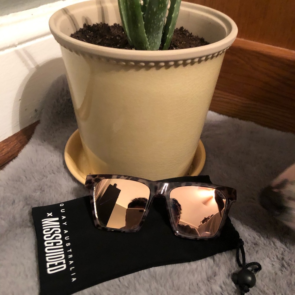 Quay x misguided sunglasss